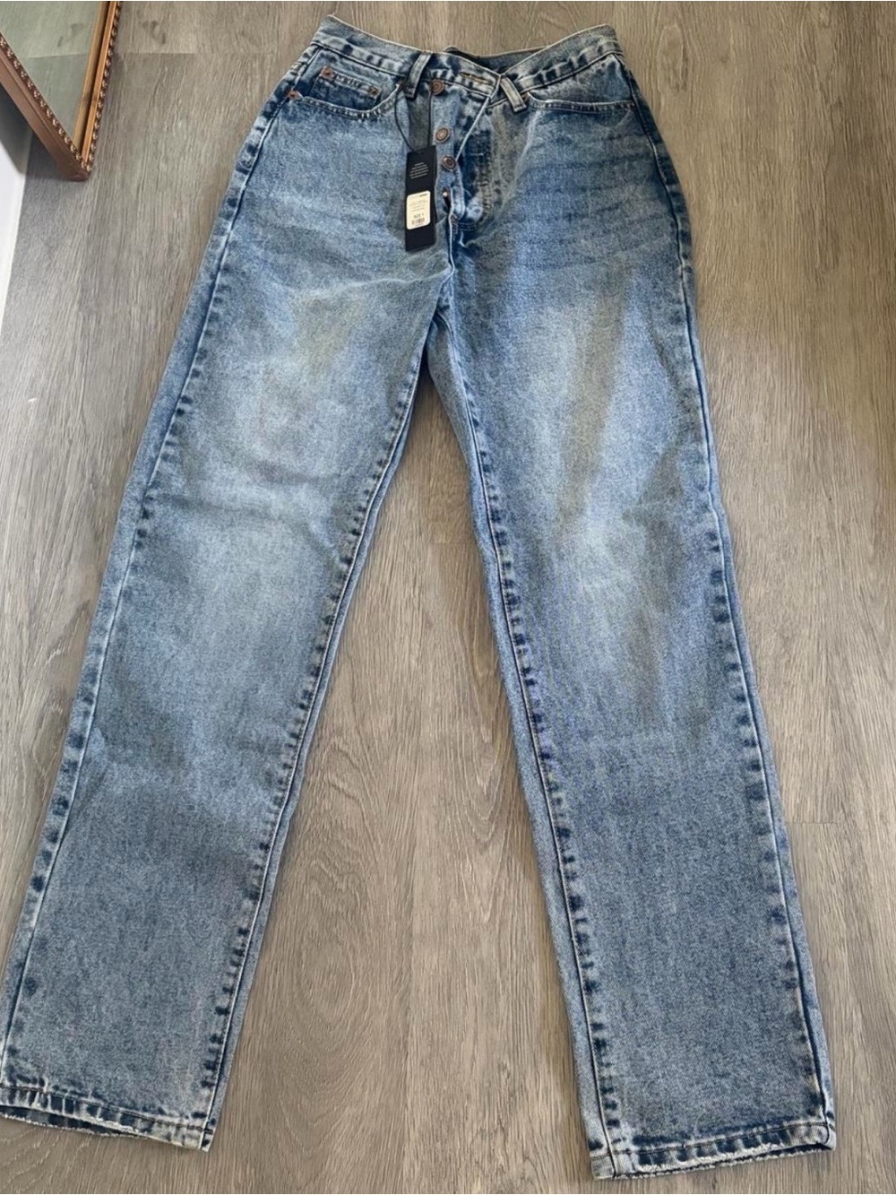 Fashion Nova Women's Straight-Leg Jeans in Light Blue Wash